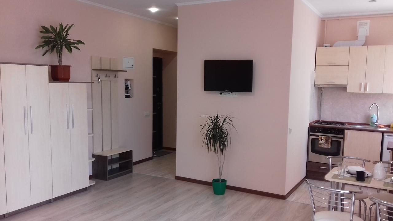 Apartment Near The Forum Mall Lviv Extérieur photo