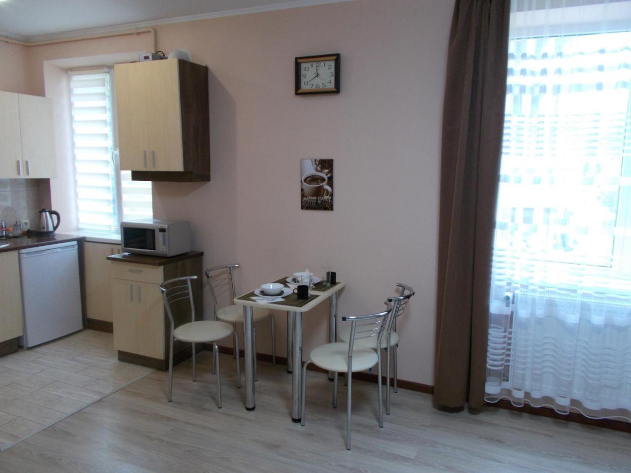 Apartment Near The Forum Mall Lviv Extérieur photo